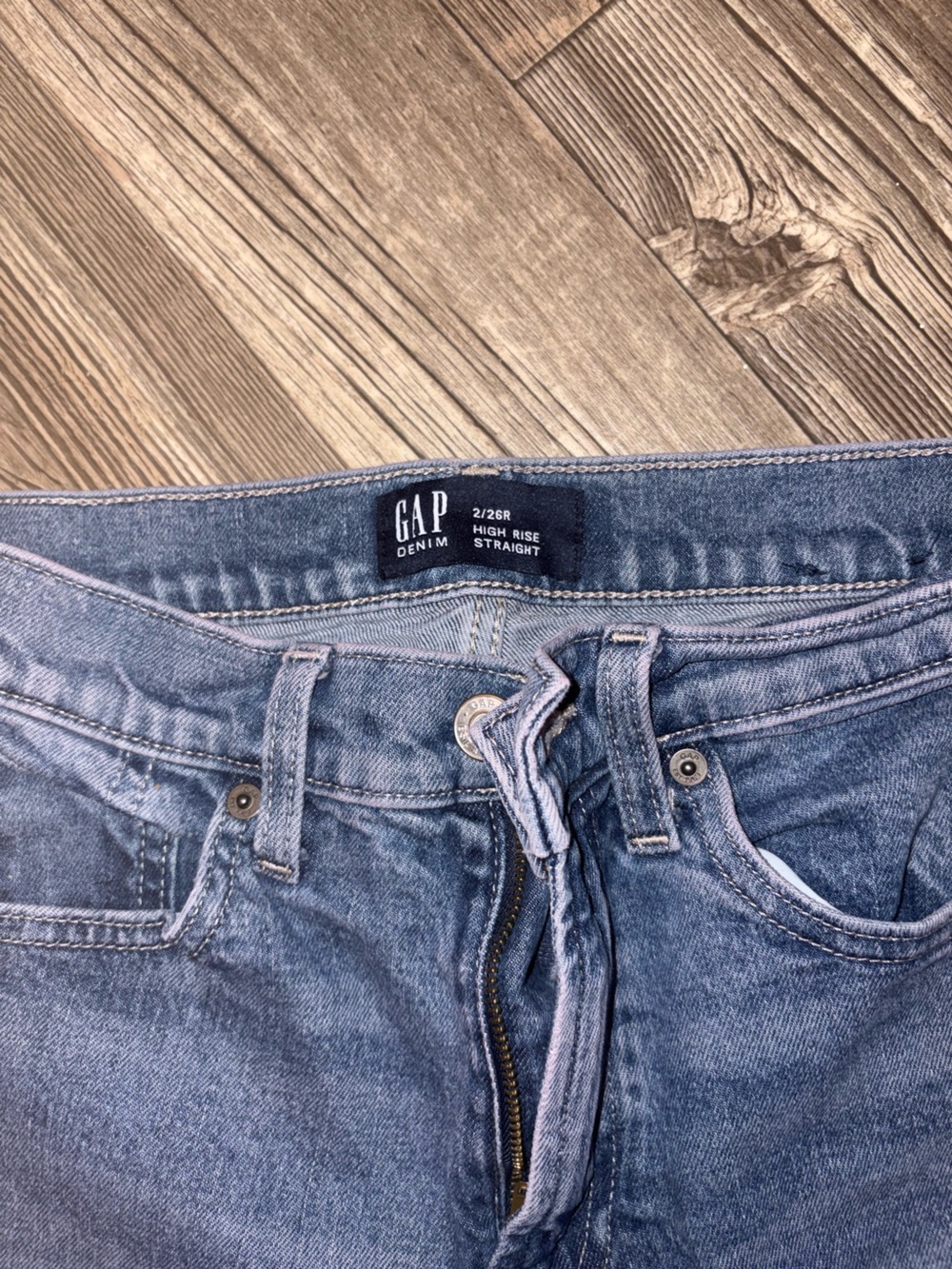 GAP Straight Jeans - Washed Blue Denim